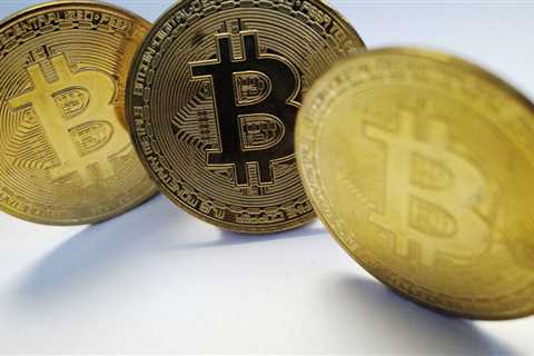 Bitcoin falls 9.2% to $48782 - Reuters